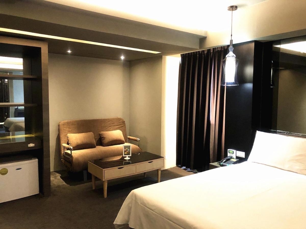Kiwi Express Hotel - Jiuru Rd Kaohsiung Luaran gambar