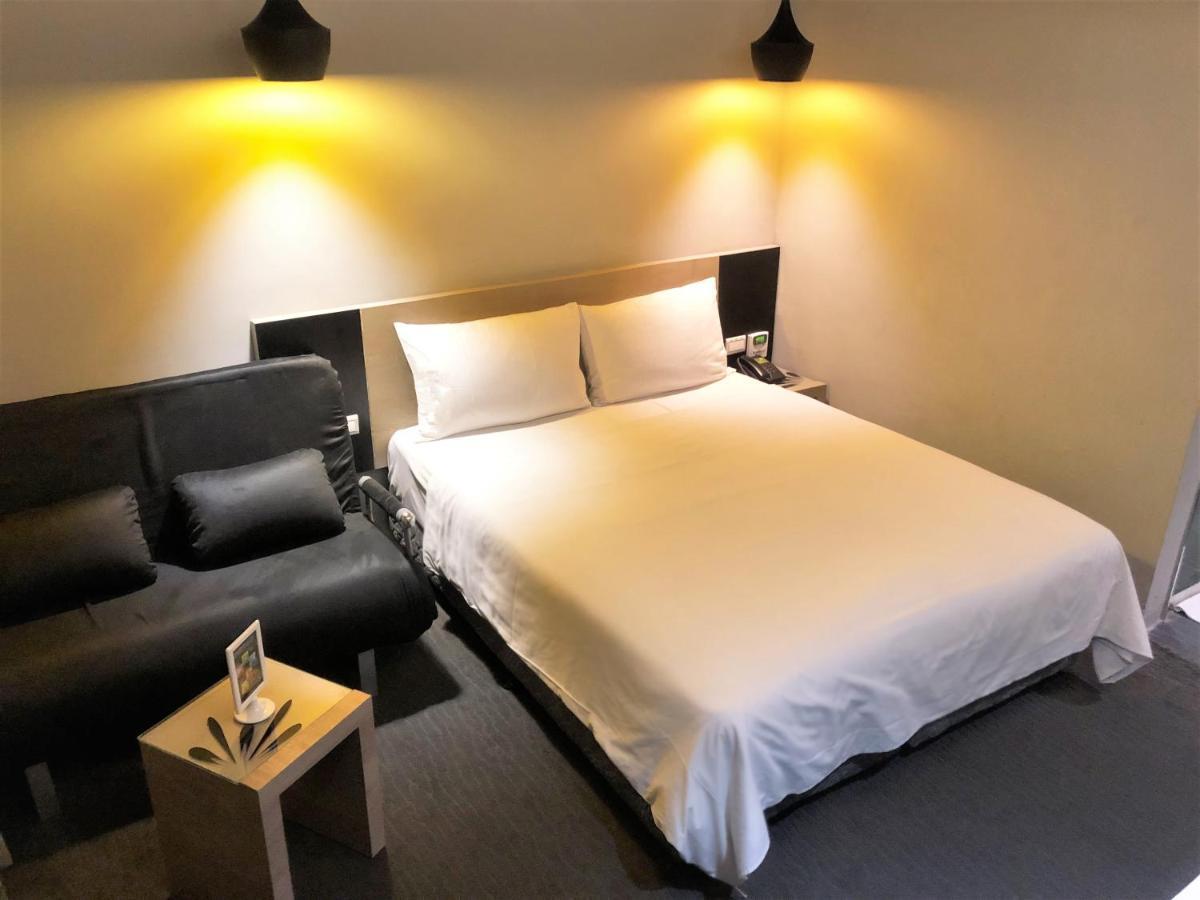 Kiwi Express Hotel - Jiuru Rd Kaohsiung Luaran gambar
