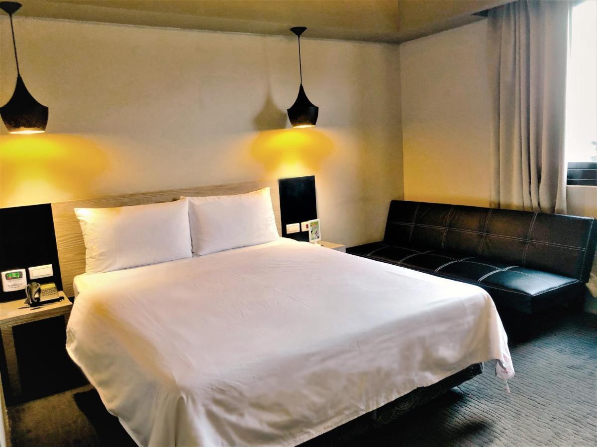 Kiwi Express Hotel - Jiuru Rd Kaohsiung Luaran gambar