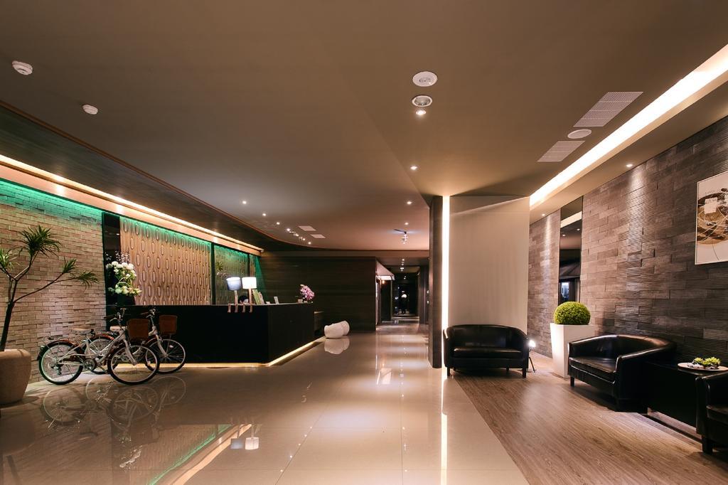 Kiwi Express Hotel - Jiuru Rd Kaohsiung Luaran gambar