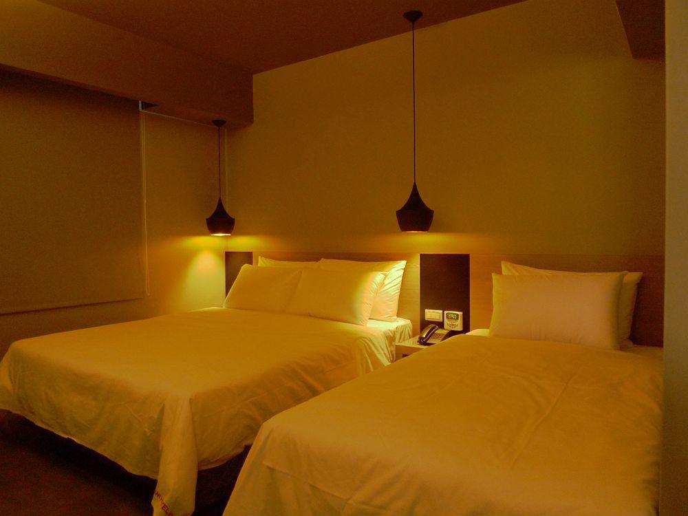 Kiwi Express Hotel - Jiuru Rd Kaohsiung Luaran gambar